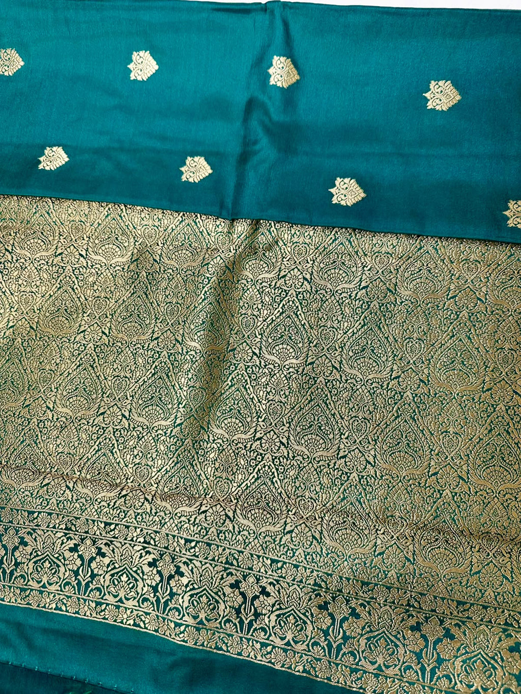Emerald Green Mysore Semi Silk Saree with Gold Zari Motifs & Rich Pallu